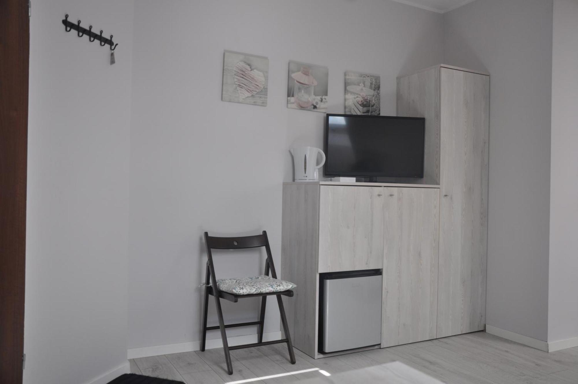 Pokoje Goscinne Mizera Bad Kudowa Exterior foto